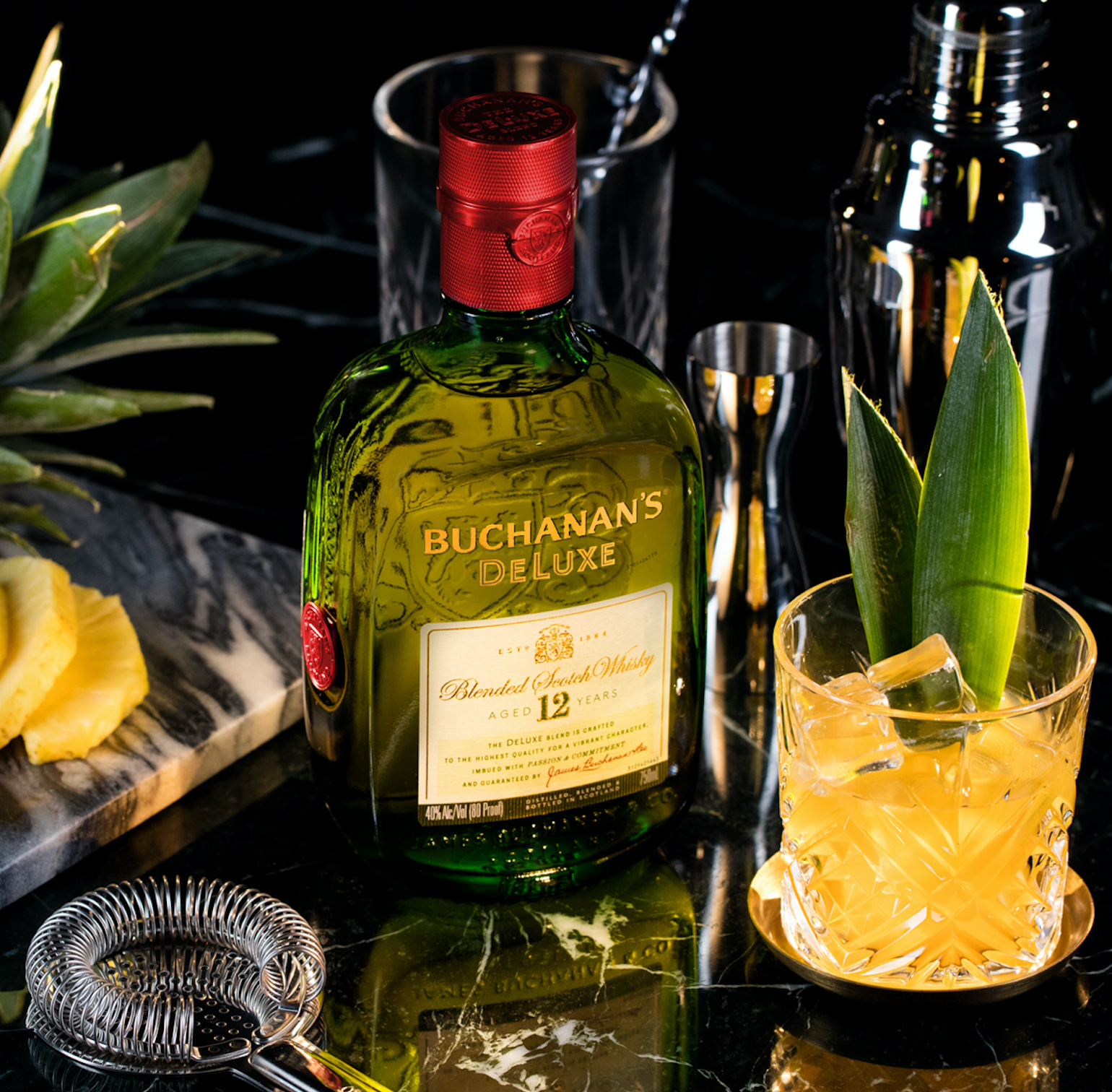 ウイスキー Buchanan's  Household Scotch Whisky Buchanans 12 Years Scotch Whiskey 750ml – THE BOTTLE HOUSE